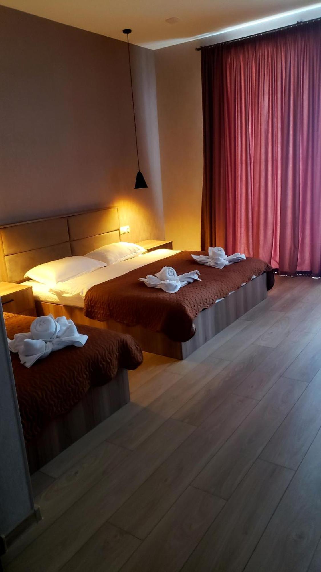 Hotel Sweet Night Kazbegi Oda fotoğraf